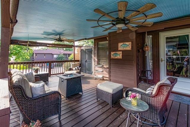200 Fountain Lake W 125, Livingston, TX 77351