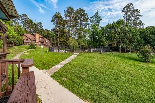 200 Fountain Lake W 125, Livingston, TX 77351