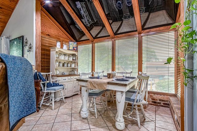 200 Fountain Lake W 125, Livingston, TX 77351