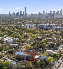 3010 E 18th 1/2 ST B, Austin, TX 78702