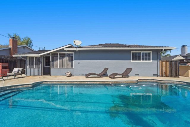 1368 Bouret, San Jose, CA 95118