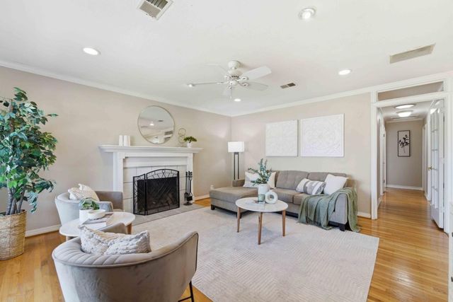 1368 Bouret, San Jose, CA 95118