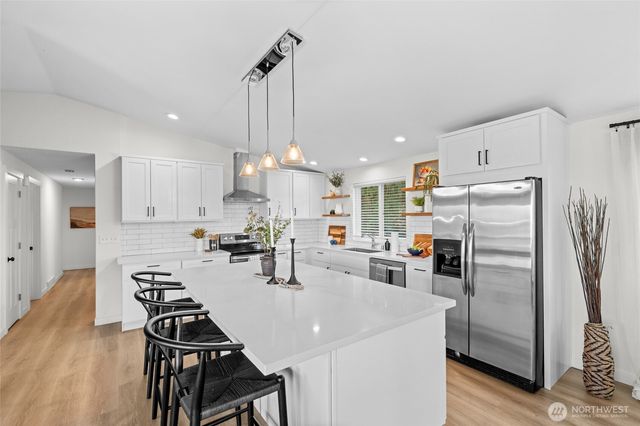 30013 2nd Avenue SW, Federal Way, WA 98023