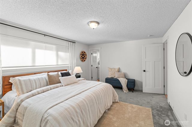 30013 2nd Avenue SW, Federal Way, WA 98023