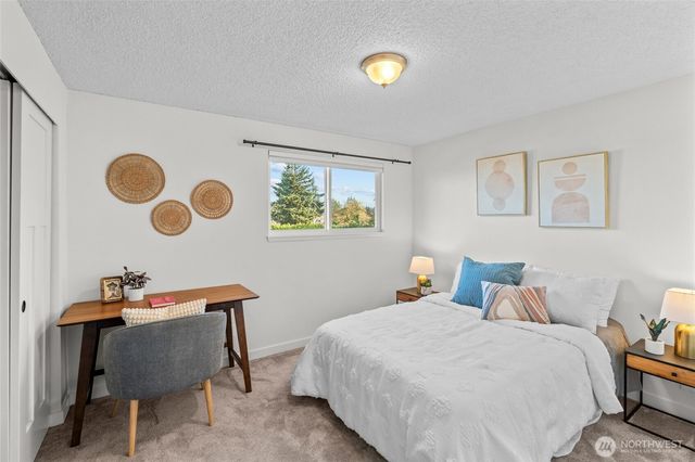 30013 2nd Avenue SW, Federal Way, WA 98023