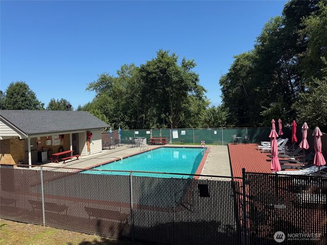 30013 2nd Avenue SW, Federal Way, WA 98023