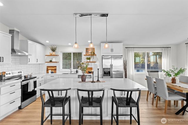 30013 2nd Avenue SW, Federal Way, WA 98023