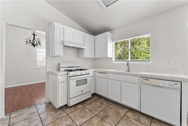 1232 Kings, Palmdale, CA 93551