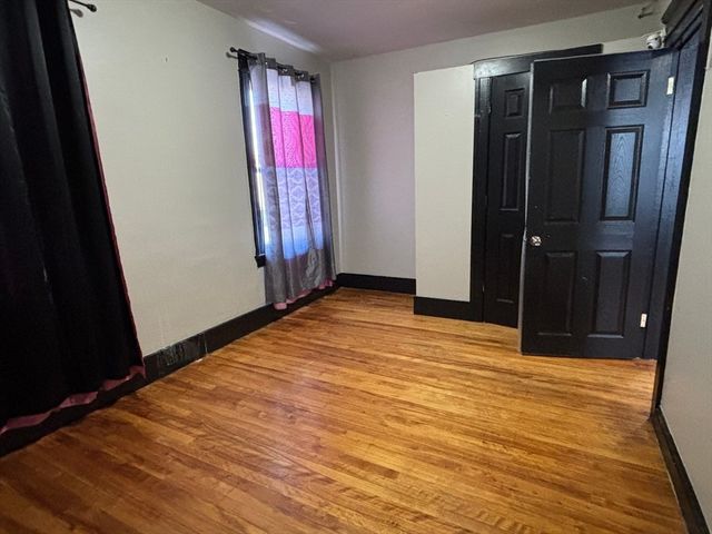 26 Catharine St 4, Worcester, MA 01605