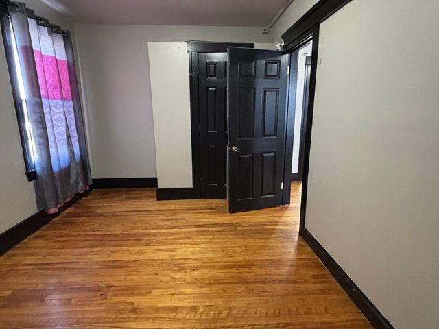 26 Catharine St 4, Worcester, MA 01605