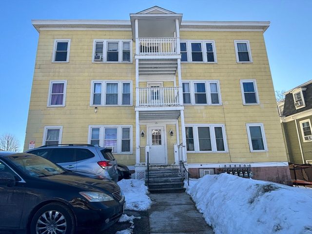 26 Catharine St 4, Worcester, MA 01605