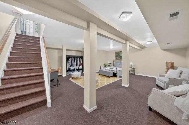 109 Michaels Ct 109, Woodbridge Twp., NJ 07095