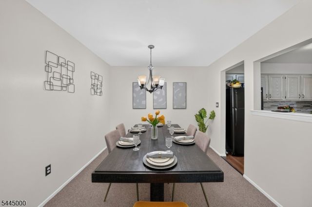 109 Michaels Ct 109, Woodbridge Twp., NJ 07095