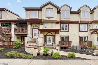 109 Michaels Ct 109, Woodbridge Twp., NJ 07095