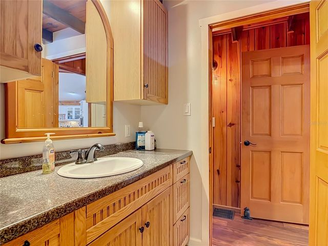 43809 SUNSET DR, Paisley, FL 32767
