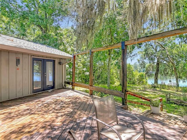 43809 SUNSET DR, Paisley, FL 32767