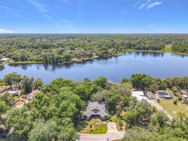 43809 SUNSET DR, Paisley, FL 32767
