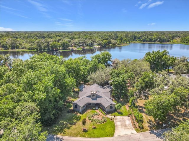43809 SUNSET DR, Paisley, FL 32767