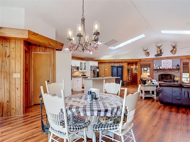 43809 SUNSET DR, Paisley, FL 32767