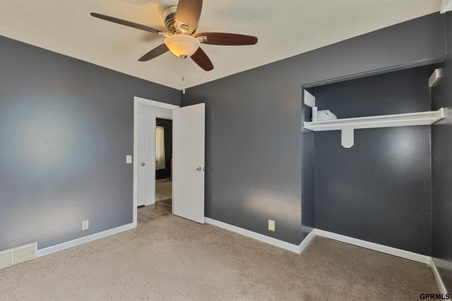 1404 Warren Street, Bellevue, NE 68005