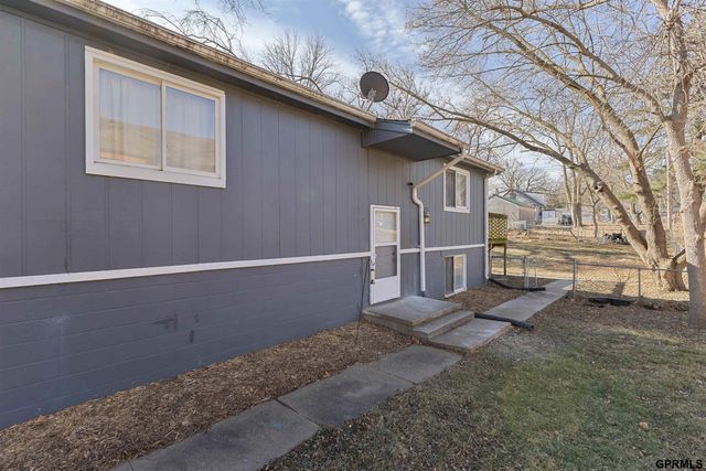 1404 Warren Street, Bellevue, NE 68005