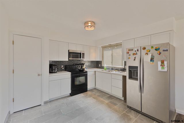 1404 Warren Street, Bellevue, NE 68005