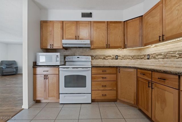 610 E Avenida Del Rio, Clewiston, FL 33440