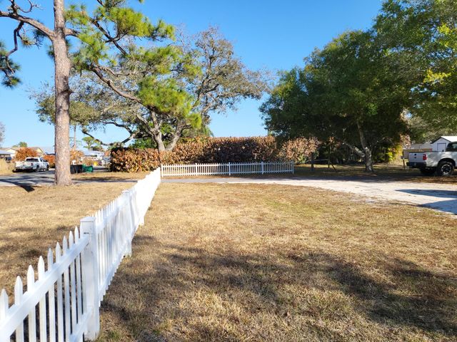 203 Melton Drive, Fort Pierce, FL 34982