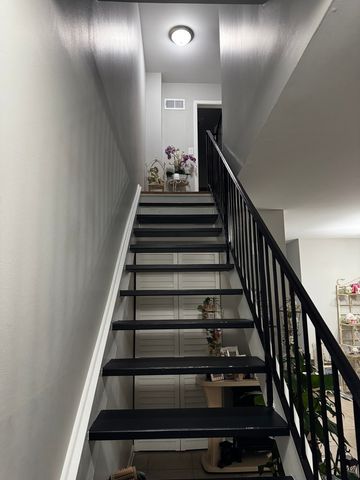 1443 Bear Flag Drive 1443, Hanover Park, IL 60133