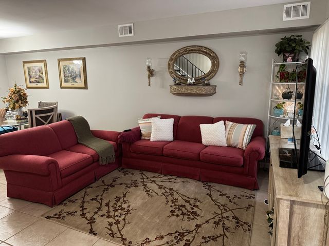 1443 Bear Flag Drive 1443, Hanover Park, IL 60133