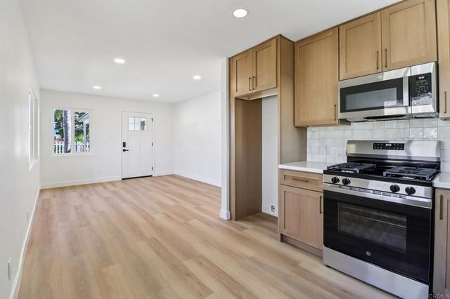 1909 11 S Freeman Street, Oceanside, CA 92054