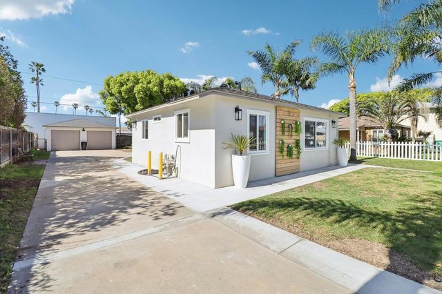 1909 11 S Freeman Street, Oceanside, CA 92054