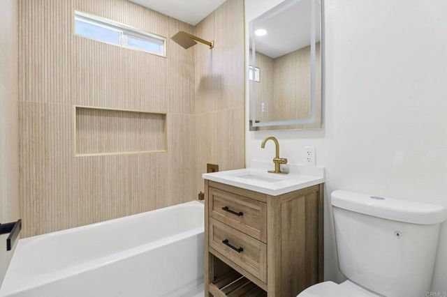 1909 11 S Freeman Street, Oceanside, CA 92054