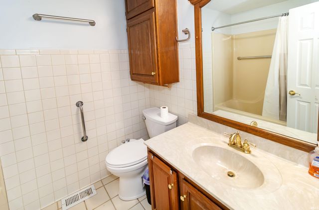 1572 Enlow Avenue, Evansville, IN 47711