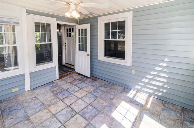 1572 Enlow Avenue, Evansville, IN 47711