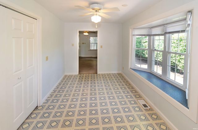 1572 Enlow Avenue, Evansville, IN 47711