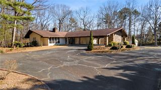 2499 E Maddox Road, Buford, GA 30519