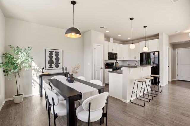 2204 W Summit Pkwy, Spokane, WA 99201