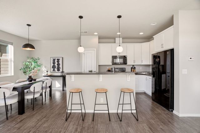 2204 W Summit Pkwy, Spokane, WA 99201