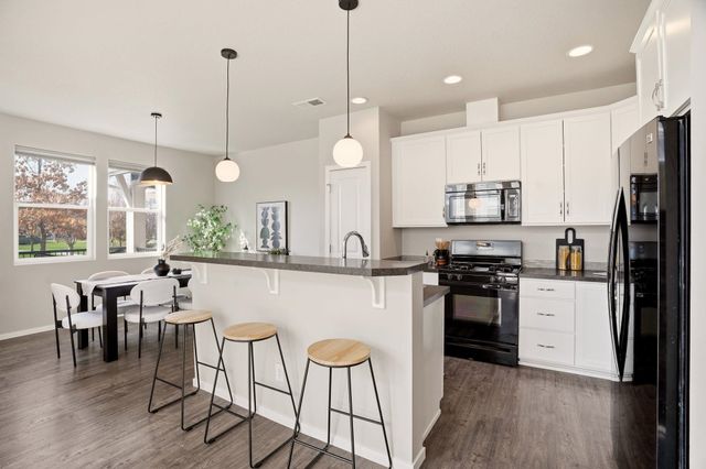 2204 W Summit Pkwy, Spokane, WA 99201