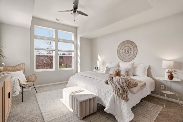 2204 W Summit Pkwy, Spokane, WA 99201