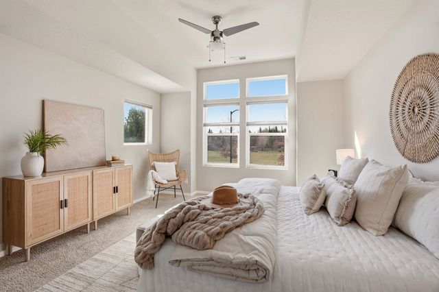 2204 W Summit Pkwy, Spokane, WA 99201