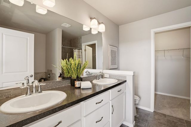 2204 W Summit Pkwy, Spokane, WA 99201