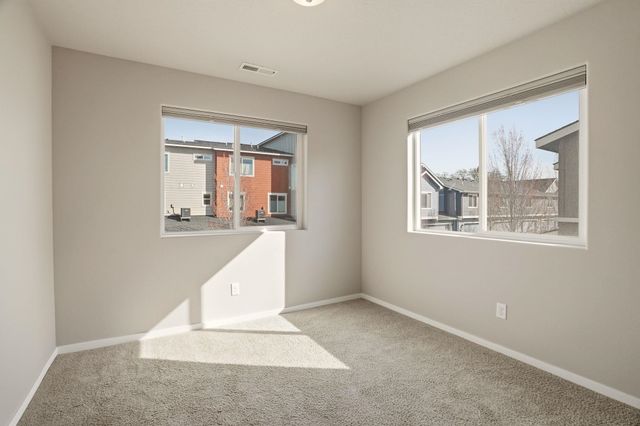 2204 W Summit Pkwy, Spokane, WA 99201