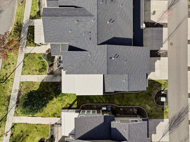 2204 W Summit Pkwy, Spokane, WA 99201