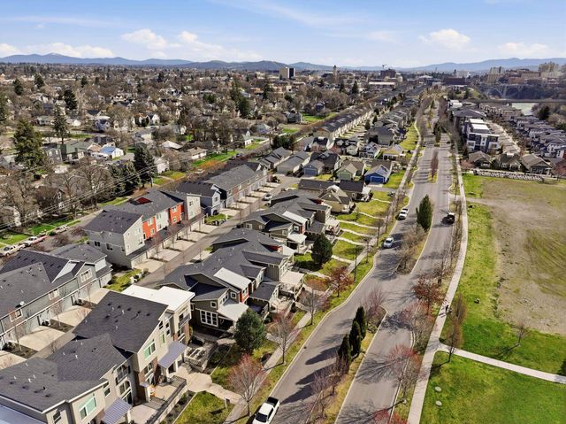 2204 W Summit Pkwy, Spokane, WA 99201