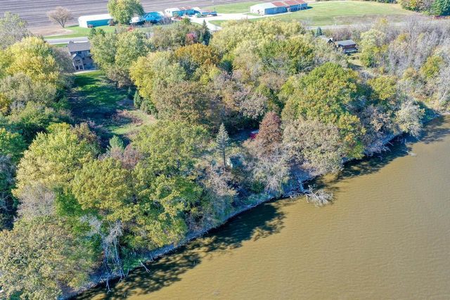 N8002 County Road A, Watertown, WI 53094