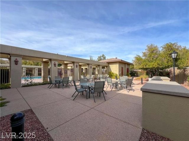 9670 Simple Life Avenue, Las Vegas, NV 89148