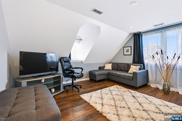 85 Morningside Avenue, South Amboy, NJ 08879