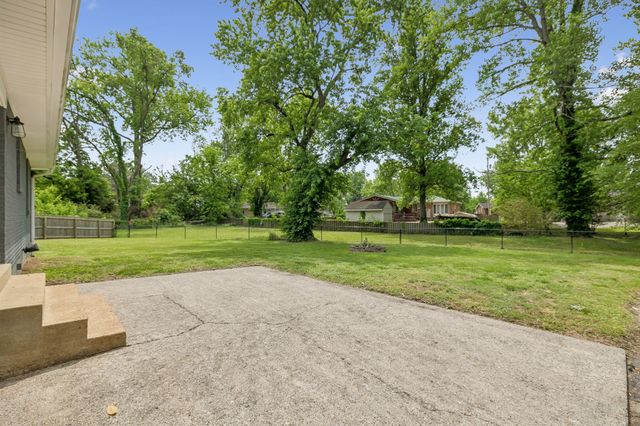 5020 Suter Ct, Nashville, TN 37211